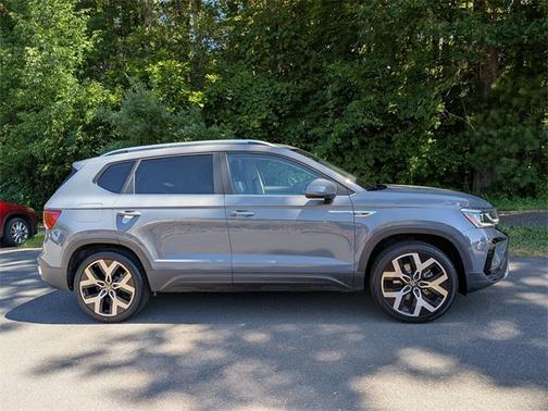 2022 Volkswagen Taos 1.5T SEL