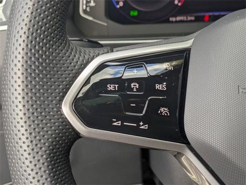 2024 Volkswagen Tiguan 2.0T SEL R-Line