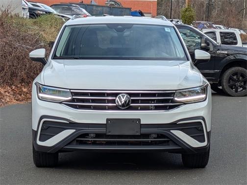 2024 Volkswagen Tiguan 2.0T SE