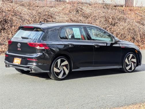 2024 Volkswagen Golf GTI 2.0T S
