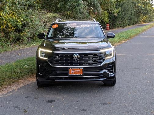 2025 Volkswagen Atlas 2.0T SEL Premium R-Line