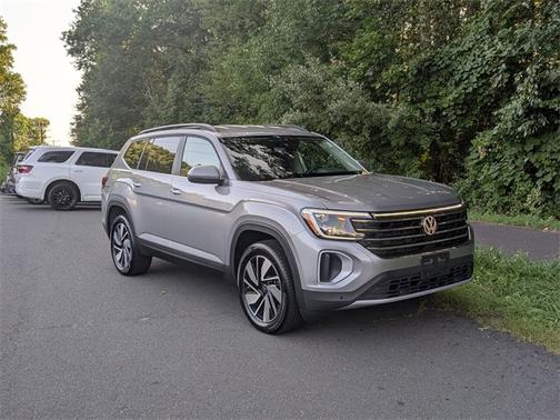 2024 Volkswagen Atlas 2.0T SE