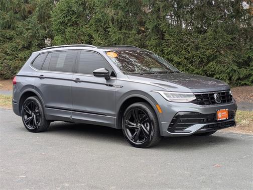 2023 Volkswagen Tiguan 2.0T SE R-Line Black
