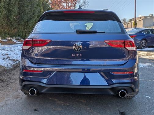 2024 Volkswagen Golf GTI 2.0T SE