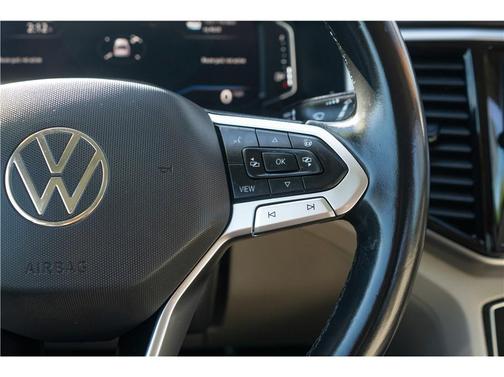 Deep Black Pearl 2021 Volkswagen Atlas 3.6L SEL