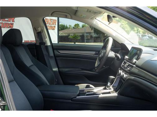 Crystal Black Pearl 2021 Honda Accord LX 1.5T