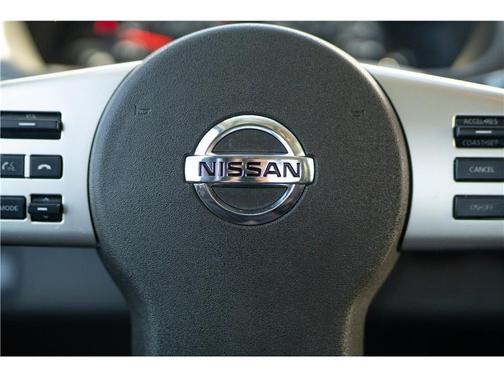 Magnetic Black Pearl 2020 Nissan Frontier S