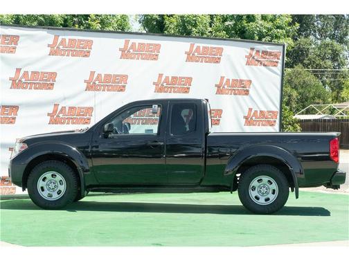 Magnetic Black Pearl 2020 Nissan Frontier S