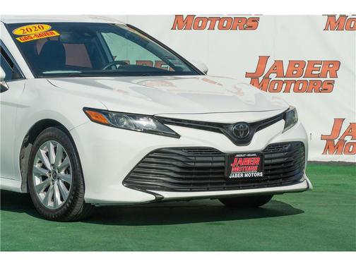 2020 Toyota Camry LE