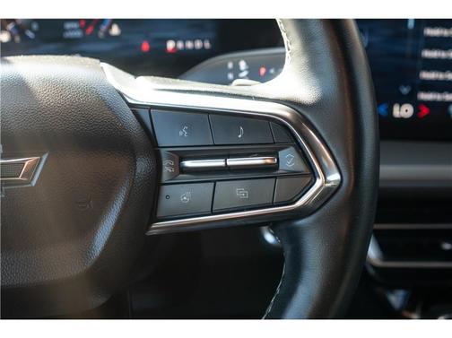 Radiant Red Tintcoat 2024 Chevrolet Traverse LT