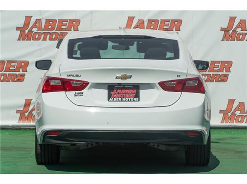 Summit White 2023 Chevrolet Malibu FWD 1LT