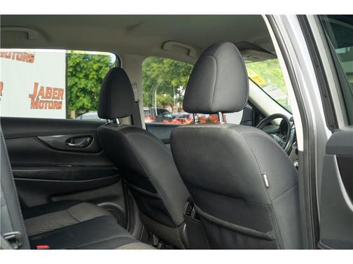 Gun Metallic 2018 Nissan Rogue S