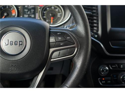 2020 Jeep Cherokee Latitude