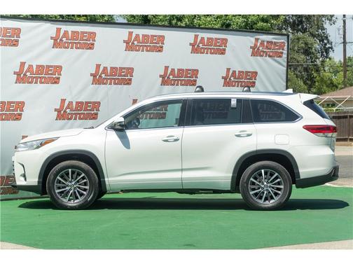 Blizzard Pearl 2017 Toyota Highlander XLE