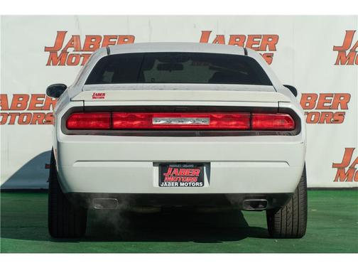 2014 Dodge Challenger SXT