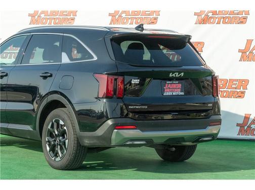 2024 Kia Sorento S