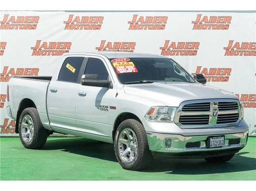 Bright Silver Metallic Clearcoat 2018 RAM 1500 Big Horn