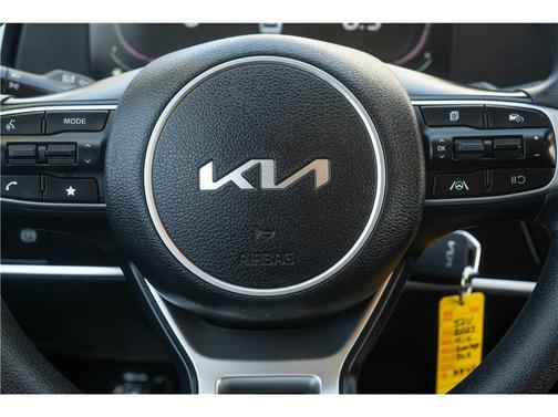 Fusion Black 2023 Kia Sportage LX