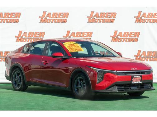 2025 Kia K4 LXS