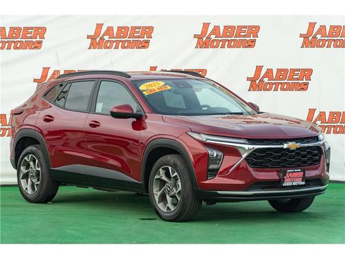 2025 Chevrolet Trax LT