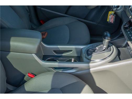 Silver 2015 Kia Sportage LX