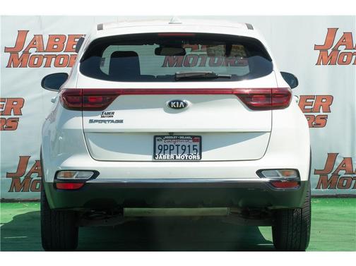 Snow White Pearl 2021 Kia Sportage LX