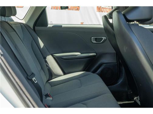 Snow White Pearl 2025 Kia K4 LXS
