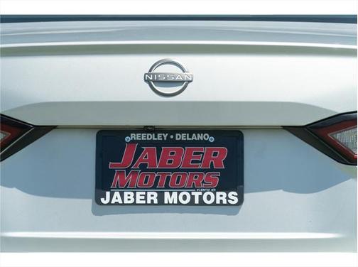 2023 Nissan Altima SR FWD