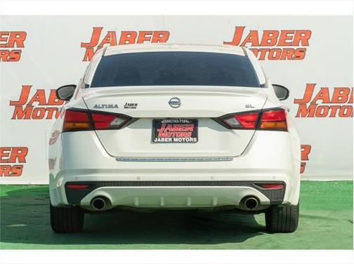 2016 Nissan Altima 2.5 SR