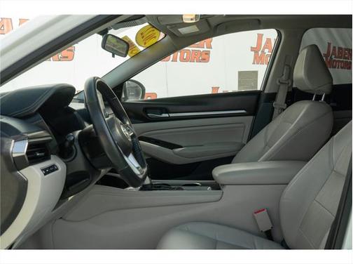 2016 Nissan Altima 2.5 SR