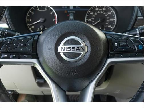 2016 Nissan Altima 2.5 SR