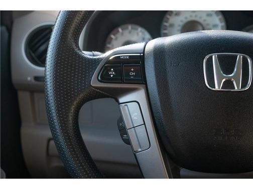 Polished Metal Metallic 2013 Honda Pilot LX