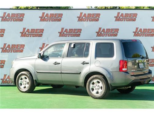 Polished Metal Metallic 2013 Honda Pilot LX