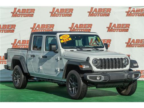 2025 Jeep Gladiator Sport S