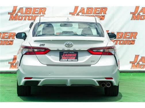 Ice Cap 2024 Toyota Camry SE