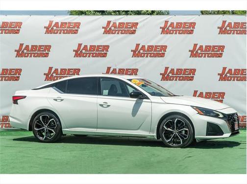 2024 Nissan Altima SR FWD