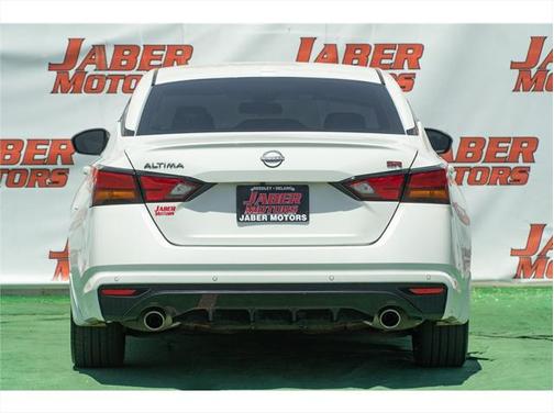 2024 Nissan Altima SR FWD