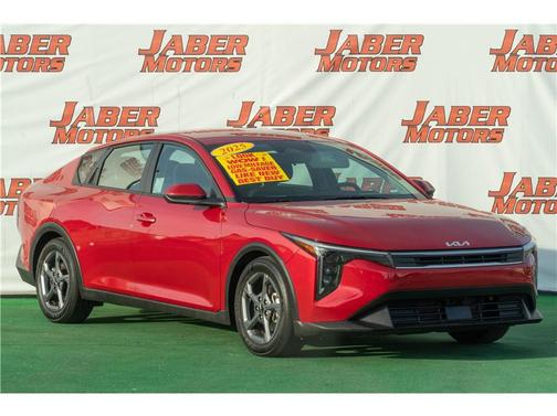 2025 Kia K4 LXS