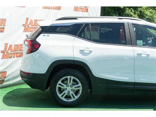 Summit White 2023 GMC Terrain SLE