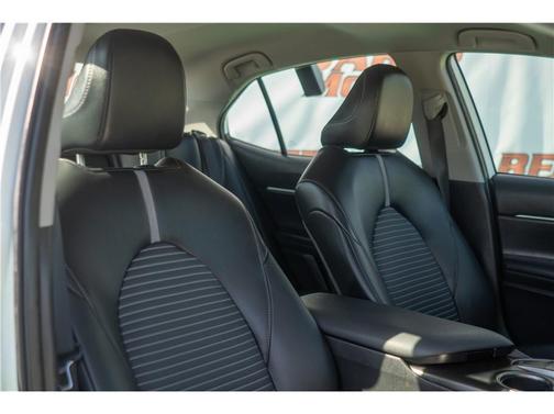 Ice Cap 2024 Toyota Camry SE