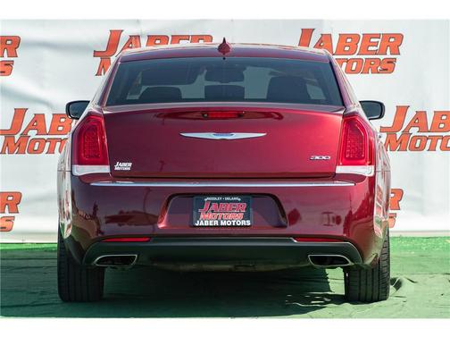 2020 Chrysler 300 Limited