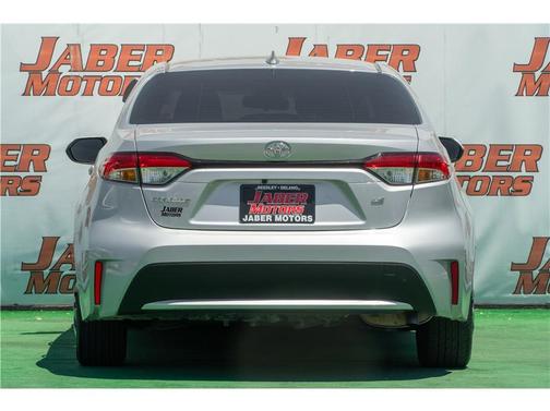 Classic Silver Metallic 2022 Toyota Corolla LE