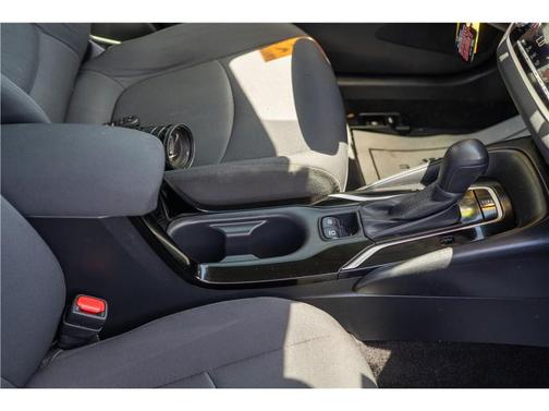 Classic Silver Metallic 2022 Toyota Corolla LE