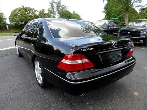 2004 Lexus LS 430 Base