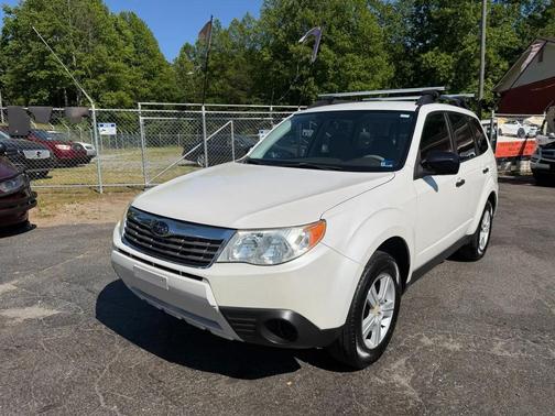 Satin White Pearl 2010 Subaru Forester 2.5 X