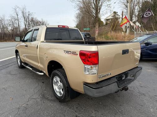 2010 Toyota Tundra Grade