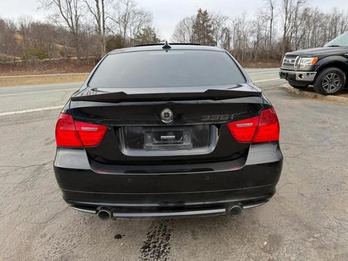 2010 BMW 335 4dr Sdn 335i RWD