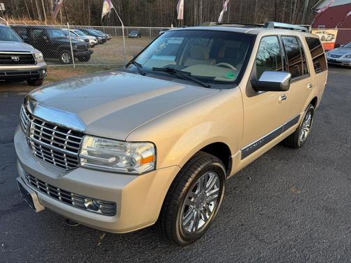 2008 Lincoln Navigator Base