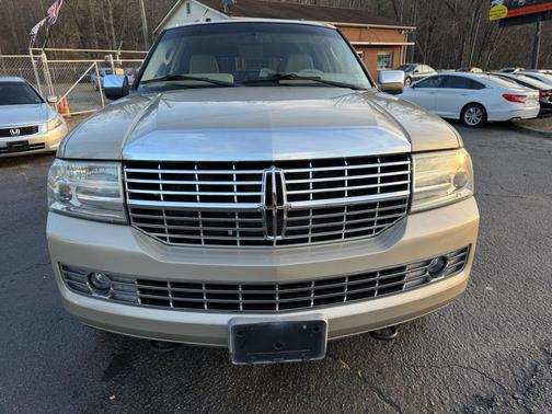 2008 Lincoln Navigator Base