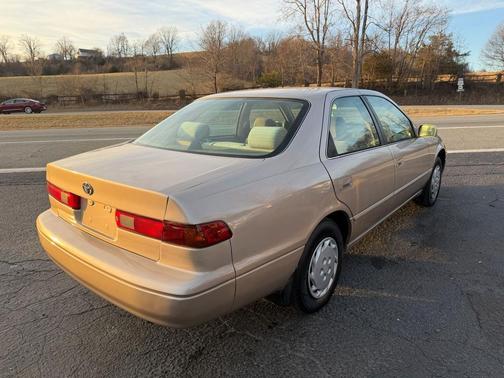 1997 Toyota Camry LE